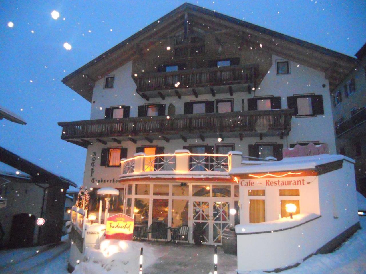 Hotel Trudnerhof Im Naturpark Trudnerhorn Trodena Bagian luar foto